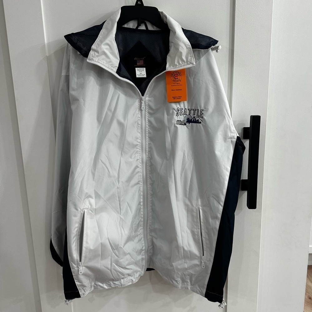 Seattle Windbreaker Jacket/Rain Jacket Pristine White NWT 3XL